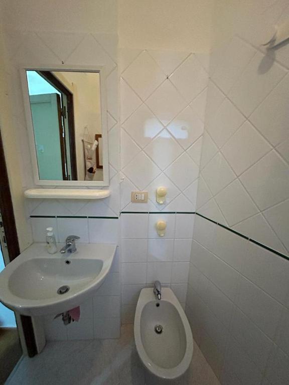 Pm 5 Via Sicilia Guest House Alghero Exteriér fotografie